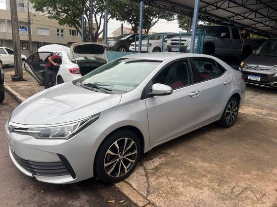 TOYOTA COROLLA 1.8 GLI 16V FLEX 4P AUTOMÁTICO