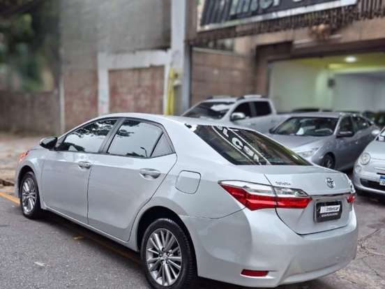 TOYOTA-COROLLA-1.8 GLI UPPER 16V FLEX 4P AUTOMÁTICO TOYOTA-COROLLA-2018