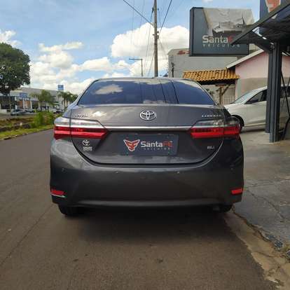 TOYOTA-COROLLA-2017