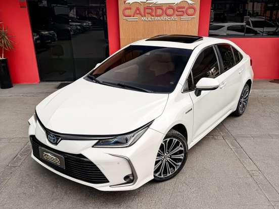 TOYOTA-COROLLA-2021