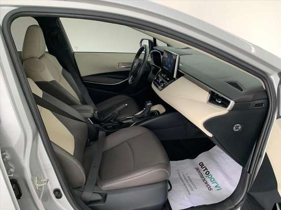 TOYOTA-COROLLA-2023