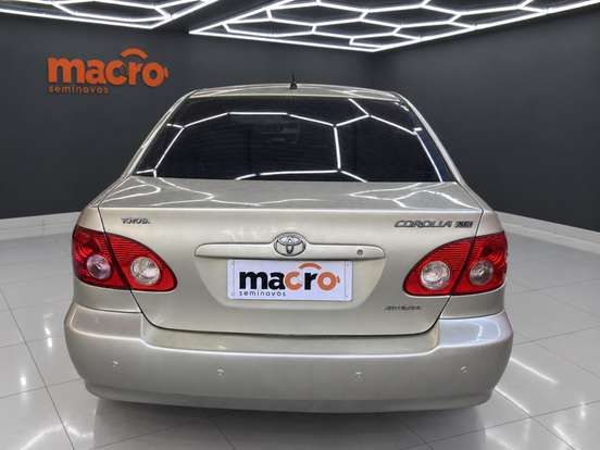 TOYOTA-COROLLA-2005