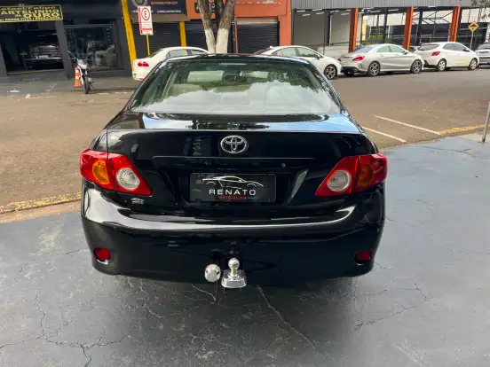 TOYOTA-COROLLA-2010
