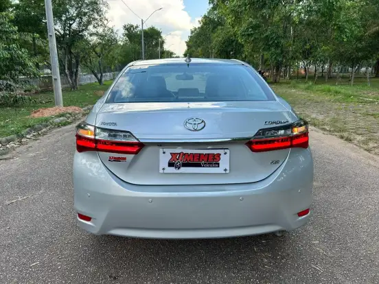 TOYOTA-COROLLA-2018
