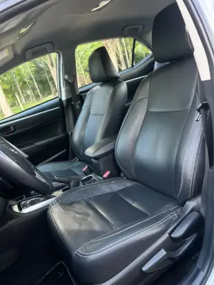 TOYOTA-COROLLA-2018