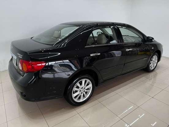 TOYOTA-COROLLA-2010