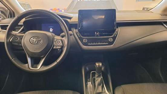 TOYOTA-COROLLA-2024
