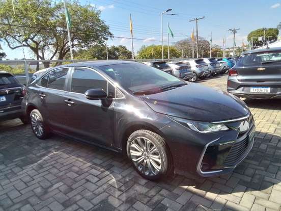 TOYOTA-COROLLA-2023
