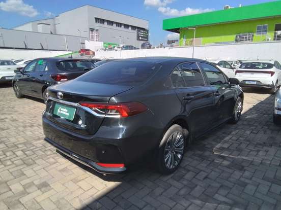 TOYOTA-COROLLA-2023
