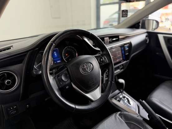 TOYOTA-COROLLA-2019