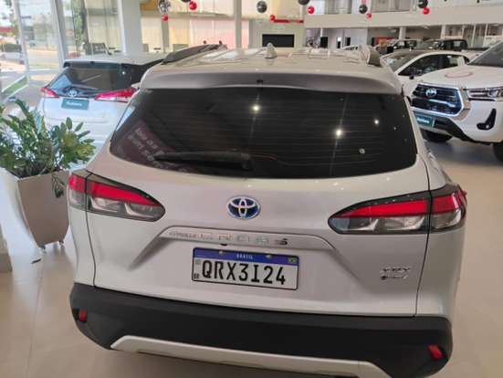 TOYOTA-COROLLA CROSS-2024