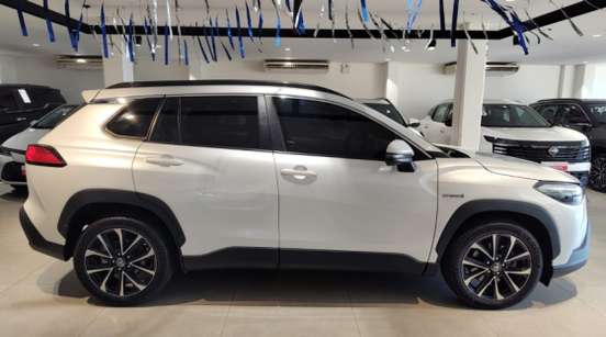 TOYOTA-COROLLA CROSS-2021