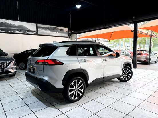 TOYOTA-COROLLA CROSS-2022
