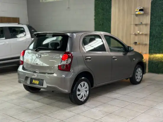 TOYOTA-ETIOS-1.3 X 16V FLEX 4P MANUAL TOYOTA-ETIOS-2018