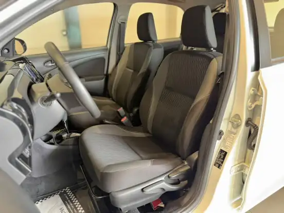 TOYOTA-ETIOS-1.5 X PLUS 16V FLEX 4P AUTOMÁTICO TOYOTA-ETIOS-2019