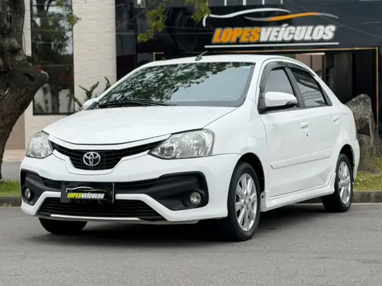 TOYOTA-ETIOS-1.5 XLS 16V FLEX 4P AUTOMÁTICO TOYOTA-ETIOS-2017