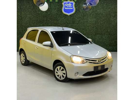 TOYOTA-ETIOS-1.3 X 16V FLEX 4P AUTOMÁTICO TOYOTA-ETIOS-2016