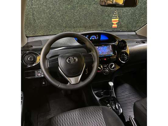 TOYOTA-ETIOS-2016