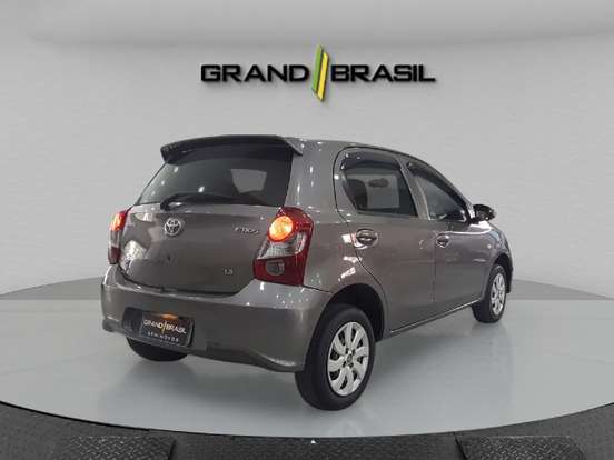 TOYOTA-ETIOS-1.3 X 16V FLEX 4P AUTOMÁTICO TOYOTA-ETIOS-2019