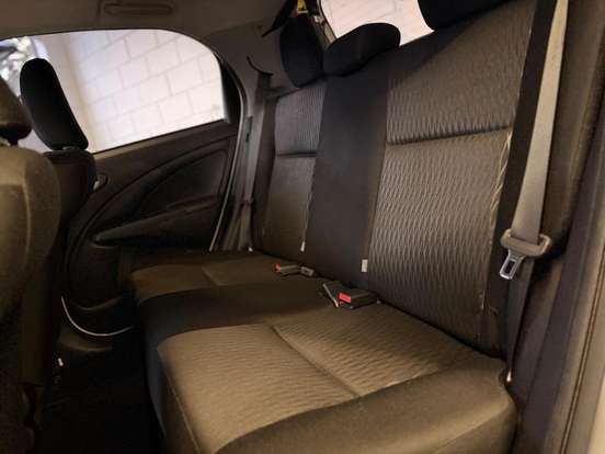 TOYOTA-ETIOS-2019