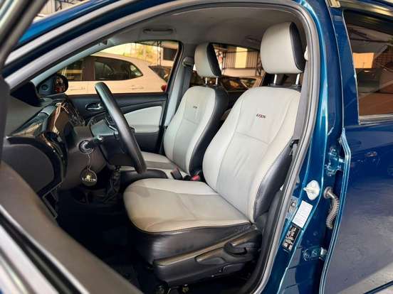 TOYOTA-ETIOS-2017