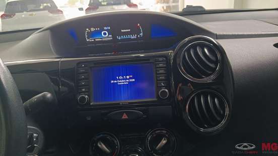 TOYOTA-ETIOS-2017