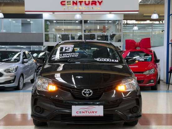 TOYOTA-ETIOS-2018