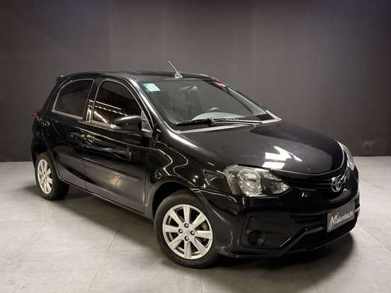 TOYOTA-ETIOS-2019