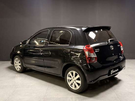 TOYOTA-ETIOS-1.5 X PLUS 16V FLEX 4P AUTOMÁTICO TOYOTA-ETIOS-2019