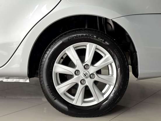 TOYOTA-ETIOS-1.5 X PLUS SEDAN 16V FLEX 4P AUTOMÁTICO TOYOTA-ETIOS-2019
