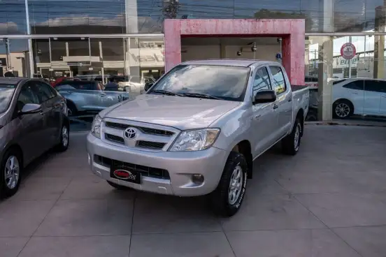 TOYOTA-HILUX-2008