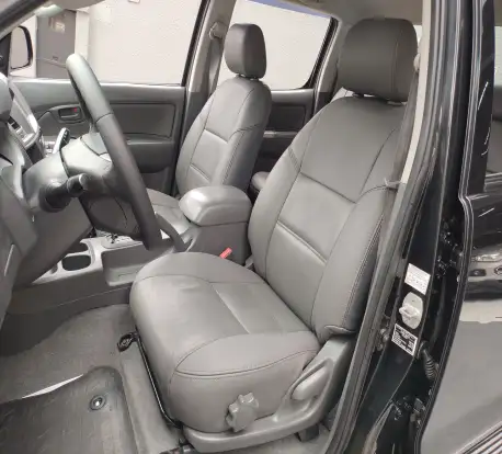 TOYOTA-HILUX-2.7 SR 4X2 CD 16V FLEX 4P AUTOMÁTICO TOYOTA-HILUX-2013