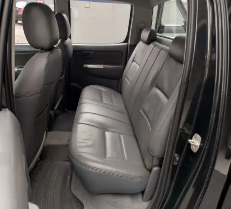 TOYOTA-HILUX-2013