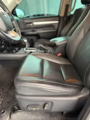 TOYOTA-HILUX-2.7 SRV 4X4 CD 16V FLEX 4P AUTOMÁTICO TOYOTA-HILUX-2019
