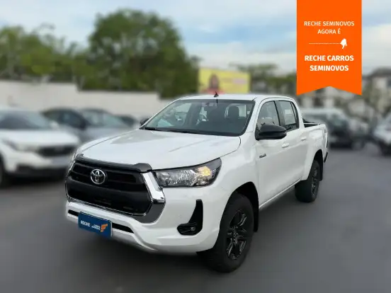 TOYOTA-HILUX-2.8 D-4D TURBO DIESEL CD SR 4X4 AUTOMÁTICO TOYOTA-HILUX-2023