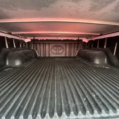 TOYOTA-HILUX-2023