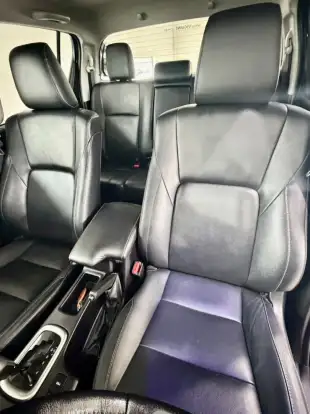 TOYOTA-HILUX-2023
