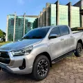 TOYOTA HILUX 2.8 D-4D TURBO DIESEL CD SRV 4X4 AUTOMÁTICO TOYOTA HILUX 2.8 D-4D TURBO DIESEL CD SRV 4X4 AUTOMÁTICO