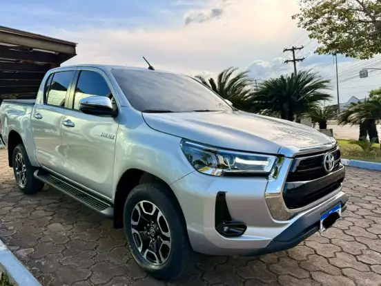 TOYOTA-HILUX-2.8 D-4D TURBO DIESEL CD SRV 4X4 AUTOMÁTICO TOYOTA-HILUX-2026