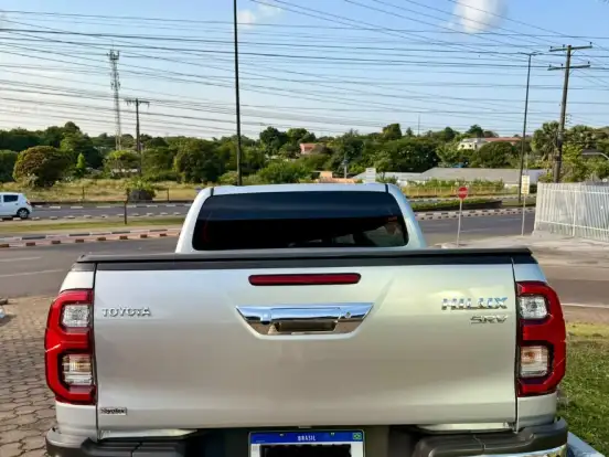 TOYOTA-HILUX-2.8 D-4D TURBO DIESEL CD SRV 4X4 AUTOMÁTICO TOYOTA-HILUX-2026