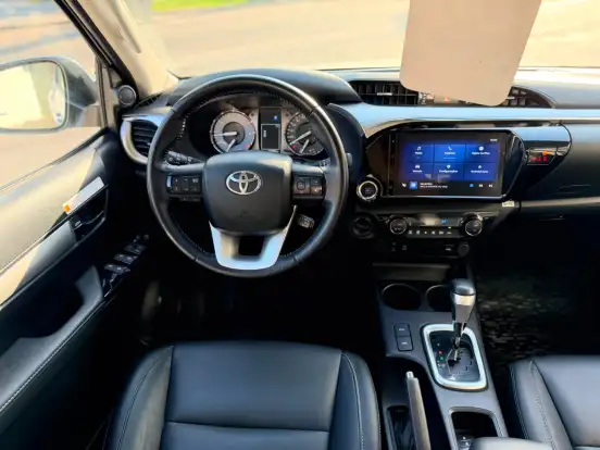 TOYOTA-HILUX-2.8 D-4D TURBO DIESEL CD SRV 4X4 AUTOMÁTICO TOYOTA-HILUX-2024