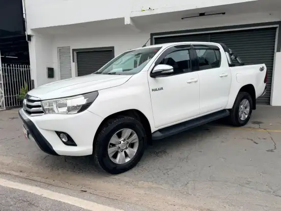 TOYOTA-HILUX-2.8 SRV 4X4 CD 16V DIESEL 4P AUTOMÁTICO TOYOTA-HILUX-2016
