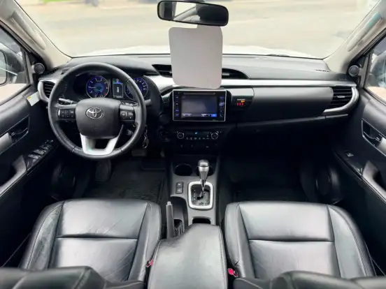 TOYOTA-HILUX-2.8 SRV 4X4 CD 16V DIESEL 4P AUTOMÁTICO TOYOTA-HILUX-2016