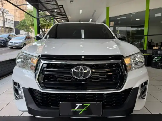 TOYOTA-HILUX-2.8 SRV 4X4 CD 16V DIESEL 4P AUTOMÁTICO TOYOTA-HILUX-2018