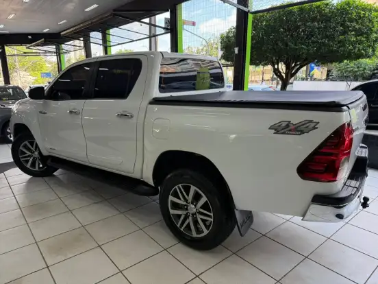TOYOTA-HILUX-2.8 SRV 4X4 CD 16V DIESEL 4P AUTOMÁTICO TOYOTA-HILUX-2018