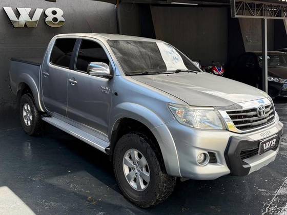 TOYOTA HILUX 2.7 SR 4X2 CD 16V FLEX 4P AUTOMÁTICO