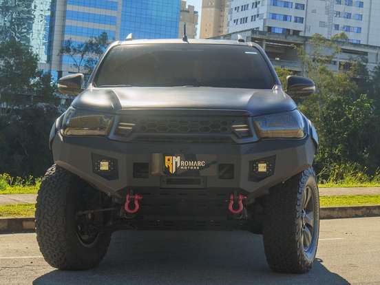 TOYOTA-HILUX-2018