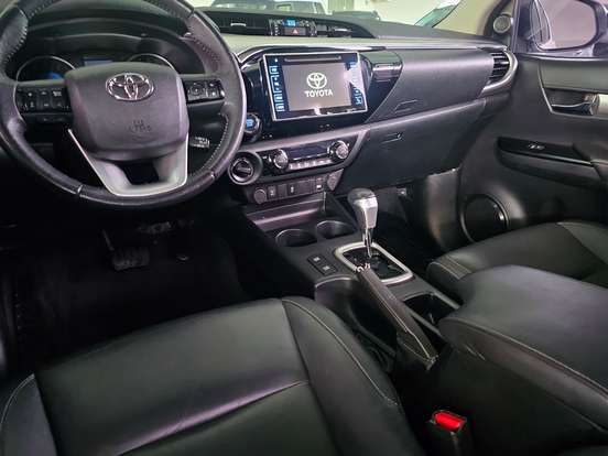 TOYOTA-HILUX-2.7 SRV 4X4 CD 16V FLEX 4P AUTOMÁTICO TOYOTA-HILUX-2019