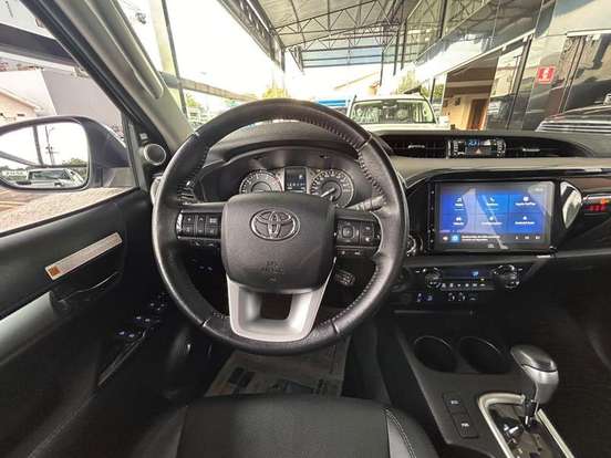 TOYOTA-HILUX-2.8 D-4D TURBO DIESEL CD CONQUEST 4X4 AUTOMÁTICO TOYOTA-HILUX-2024