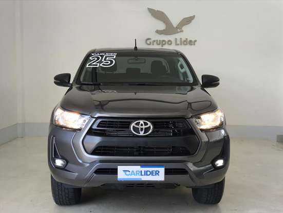 TOYOTA-HILUX-2024